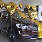 Украшения автомобиля в салоне
